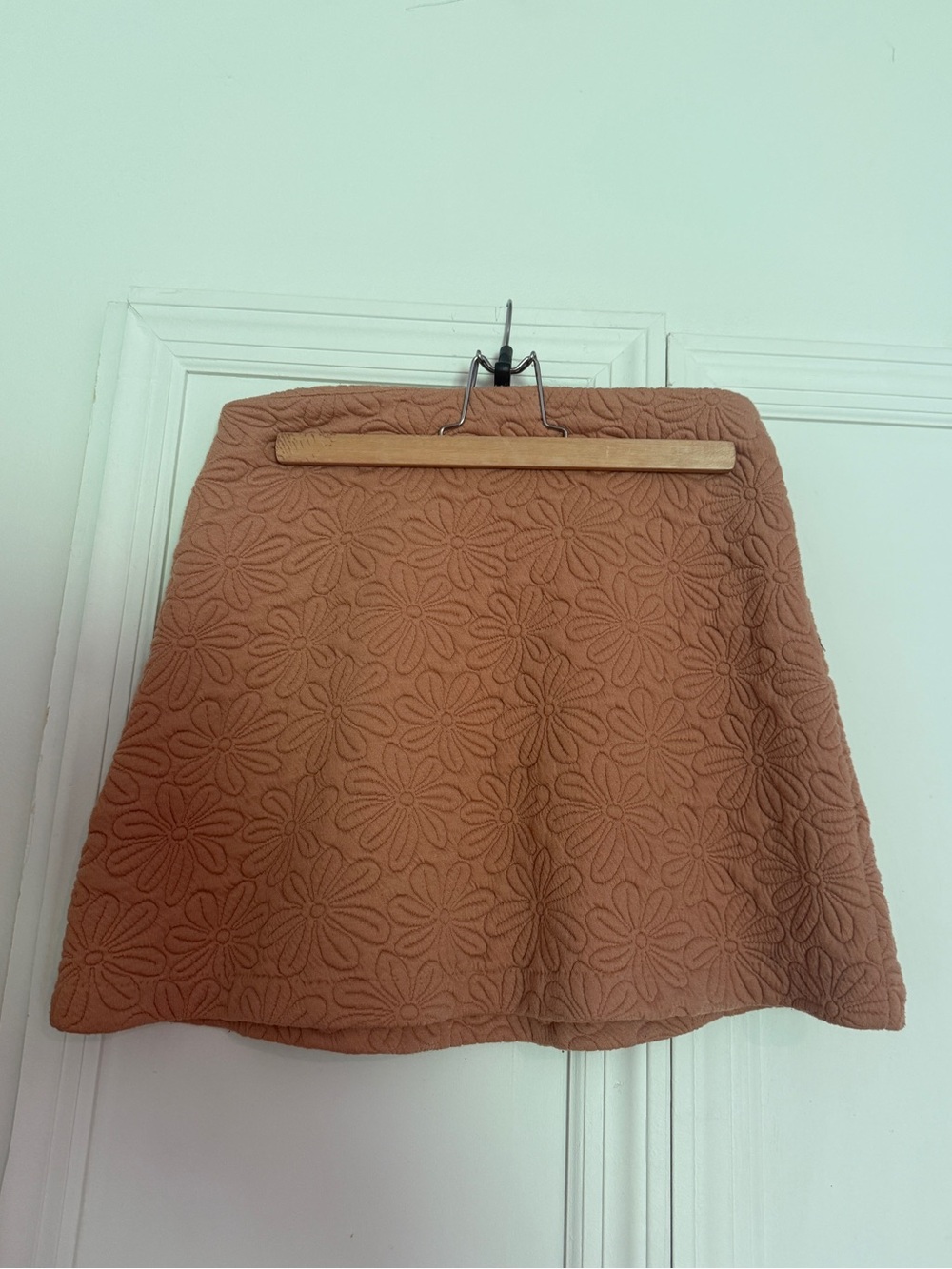 Urban Outfitters - Cooperative Textured Daisy A-Line Mini Skirt - Tan
